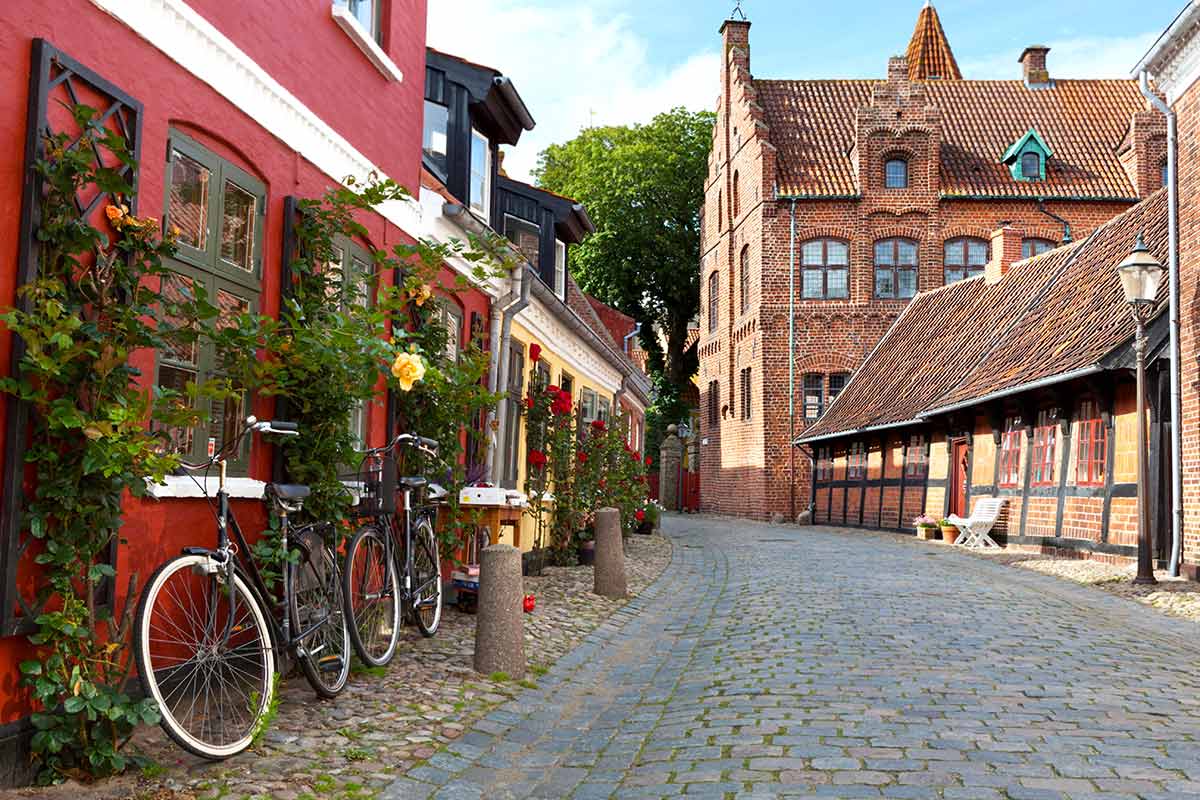 Як отримати дозвіл на проживання в Данії