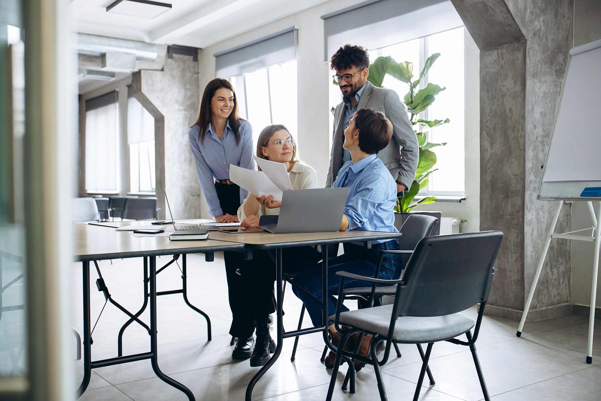 Співробітники отримали дозвіл на проживання в Молдові по роботі